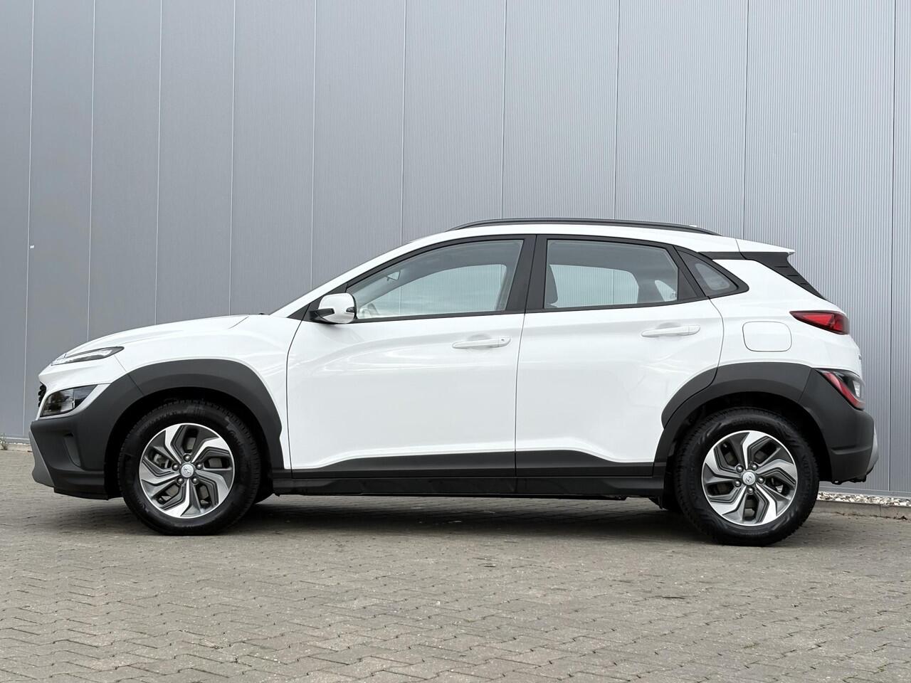 Hyundai Kona 1.6 GDI HEV Comfort / Airco / Apple Carplay/Android Auto / Cruise Control / Automaat / Trekhaak / All-Season banden /