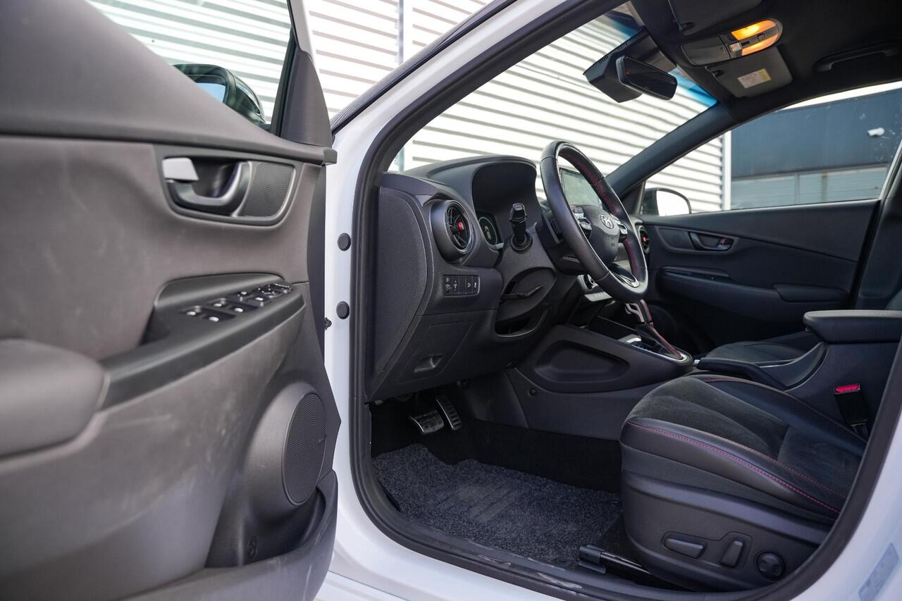 Hyundai Kona 1.6 T-GDI N-Line Camera Stoelvent. Stuurverw DAB+ Navigatie Keyless 200pk! N Line