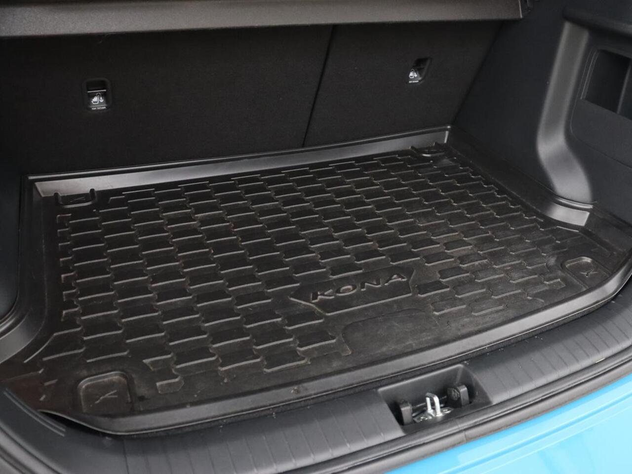 Hyundai Kona EV Comfort 39 kWh | Adaptive cruise | Camera | Carplay | Climate control | Digital Cockpit | Full LED