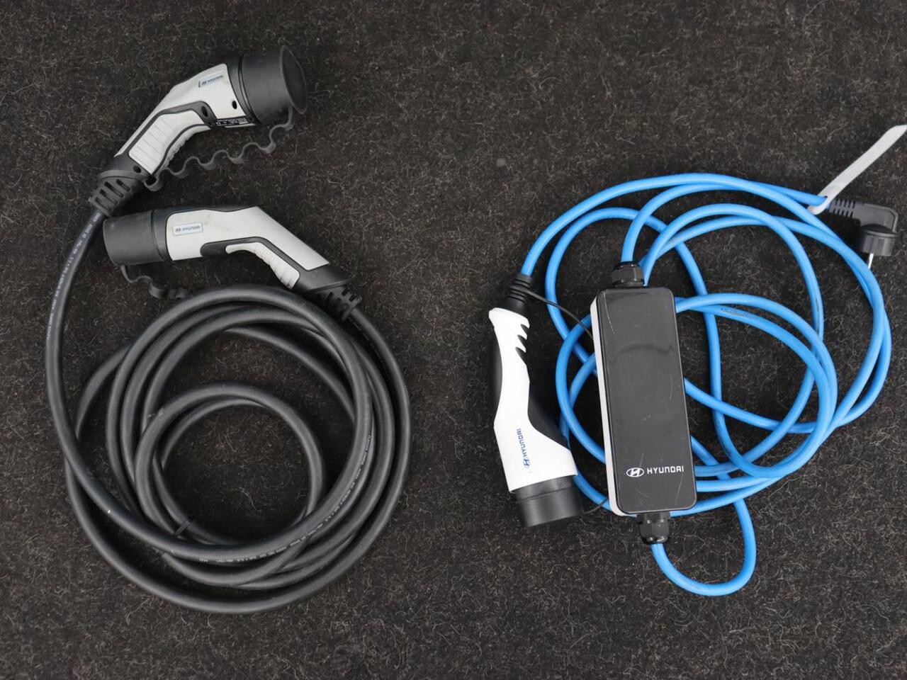 Hyundai Kona EV Comfort 39 kWh | Adaptive cruise | Camera | Carplay | Climate control | Digital Cockpit | Full LED