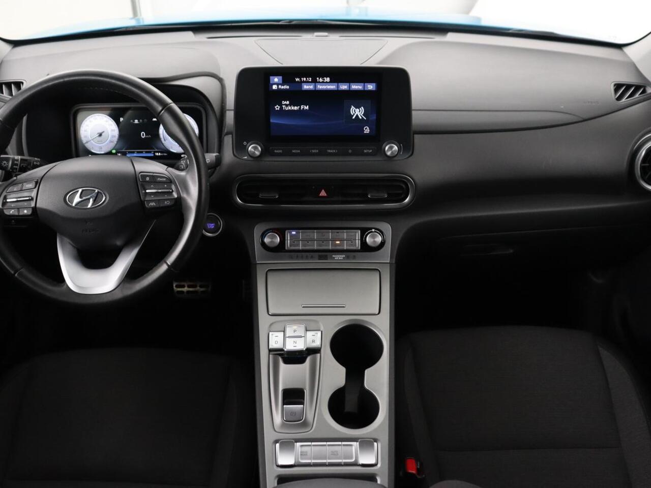 Hyundai Kona EV Comfort 39 kWh | Adaptive cruise | Camera | Carplay | Climate control | Digital Cockpit | Full LED