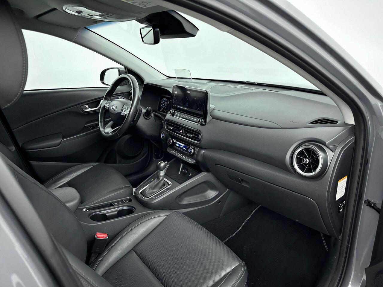 Hyundai Kona 1.6 GDI HEV Fashion Design | Parkeersensoren voor en achter | Stoel- en Stuurverwarming | Navigatie en Apple Carplay/ndroid auto |