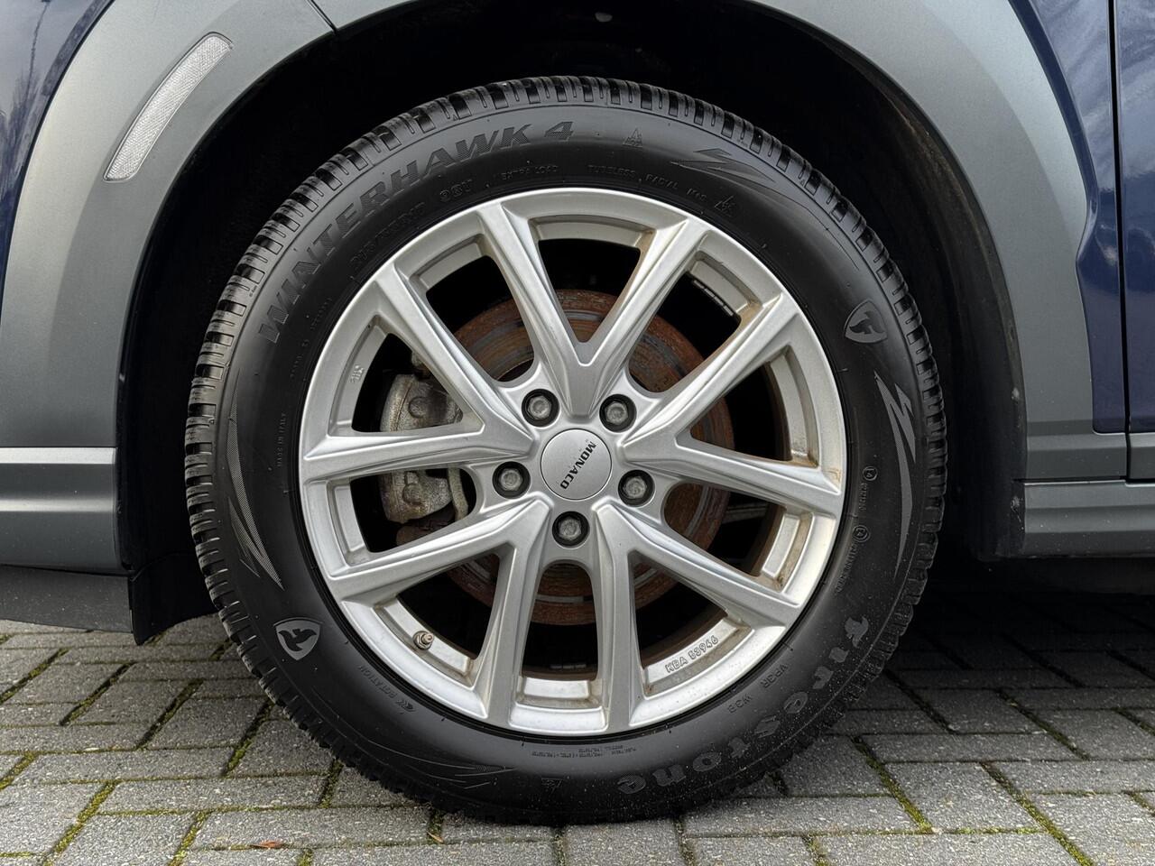 Hyundai Kona EV Fashion 64 kWh / SOH 100% / NL Auto / Winter-Zomerset / Head up Display / Dodehoek detectie /