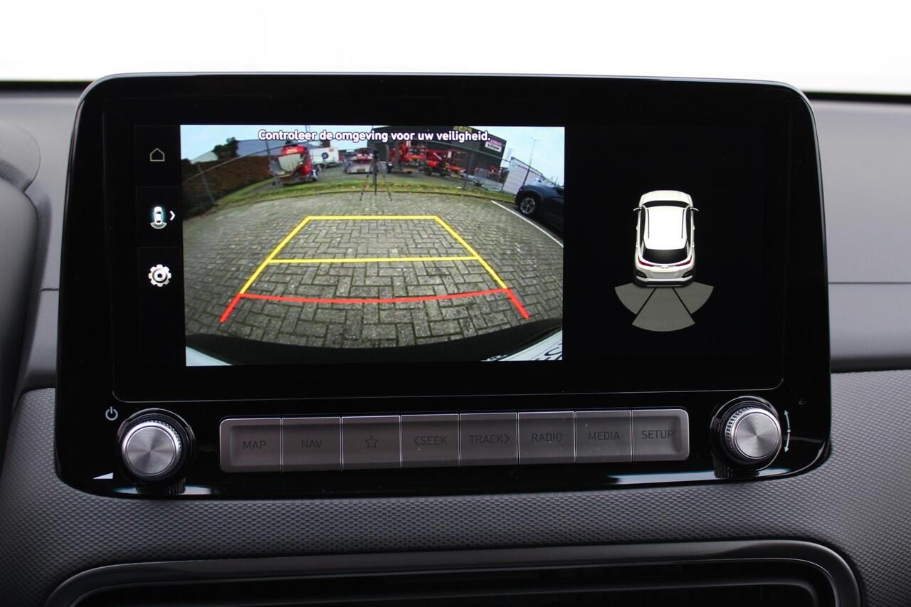 Hyundai Kona EV Fashion WLTP Actieradius tot 305KM / Navigatie / Apple Carplay/Android Auto / Clima / Keyless / Camera / Warmtepomp / Adaptive Cruise / Bluetooth /