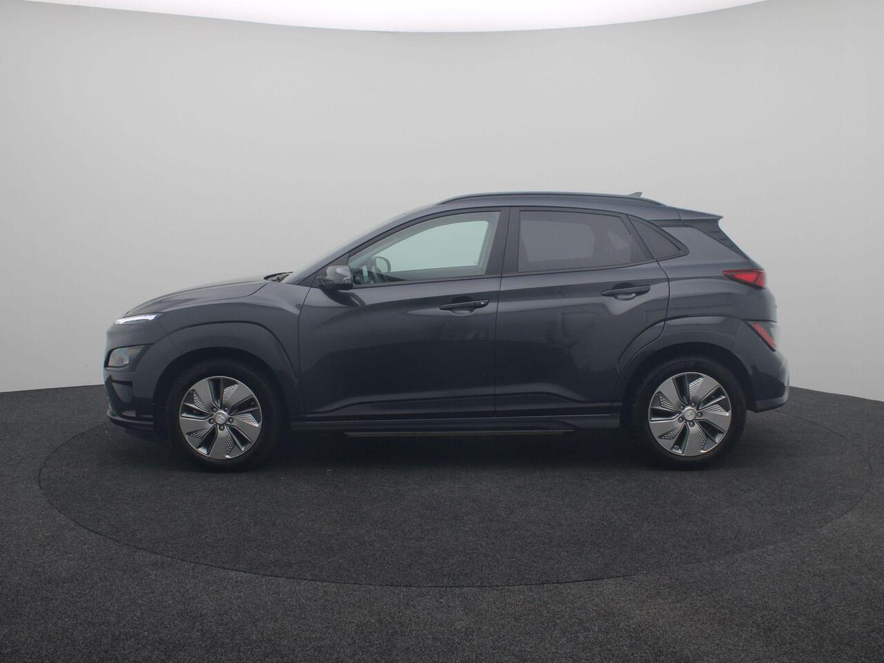 Hyundai Kona EV Fashion 39 kWh Navigatie | Climate Control | Cruise Control | Lane Assist