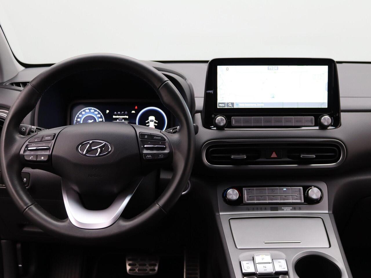 Hyundai Kona EV Fashion 39 kWh Navigatie | Climate Control | Cruise Control | Lane Assist