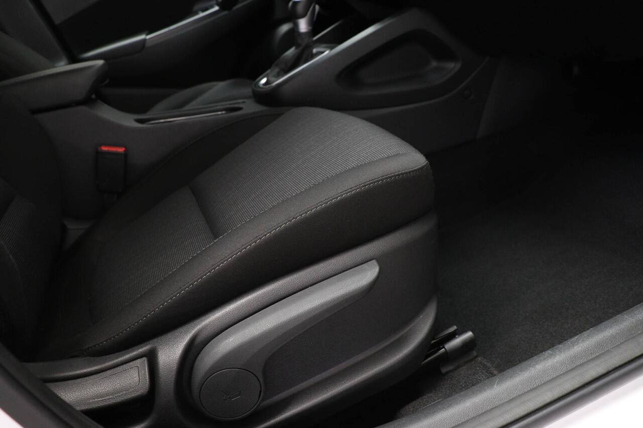 Hyundai Kona 1.6 GDI HEV Fashion Design Sky | STUURVERWARMING | DAB | APPLE | CAMERA | 18"