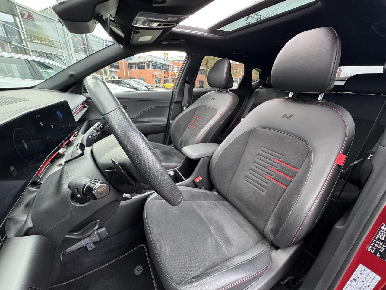 Hyundai Kona 1.6 GDI HEV N Line Sky Eerste Eigenaar, 18 Inch, Schuif/Kanteldak, Stoelverwarming, Apple Carplay/Android Auto, Enz...