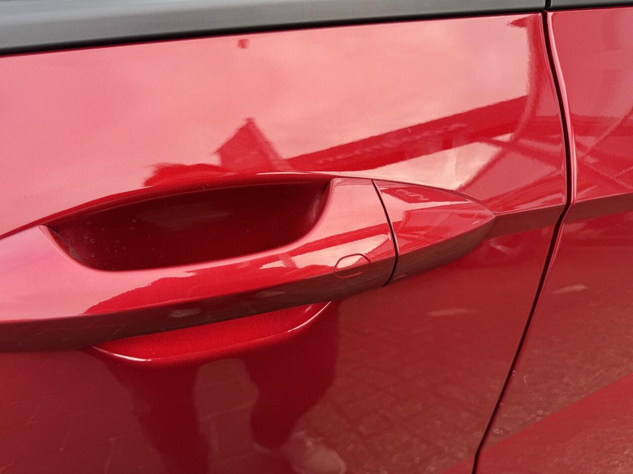 Hyundai Kona 1.6 GDI HEV N Line Sky Eerste Eigenaar, 18 Inch, Schuif/Kanteldak, Stoelverwarming, Apple Carplay/Android Auto, Enz...