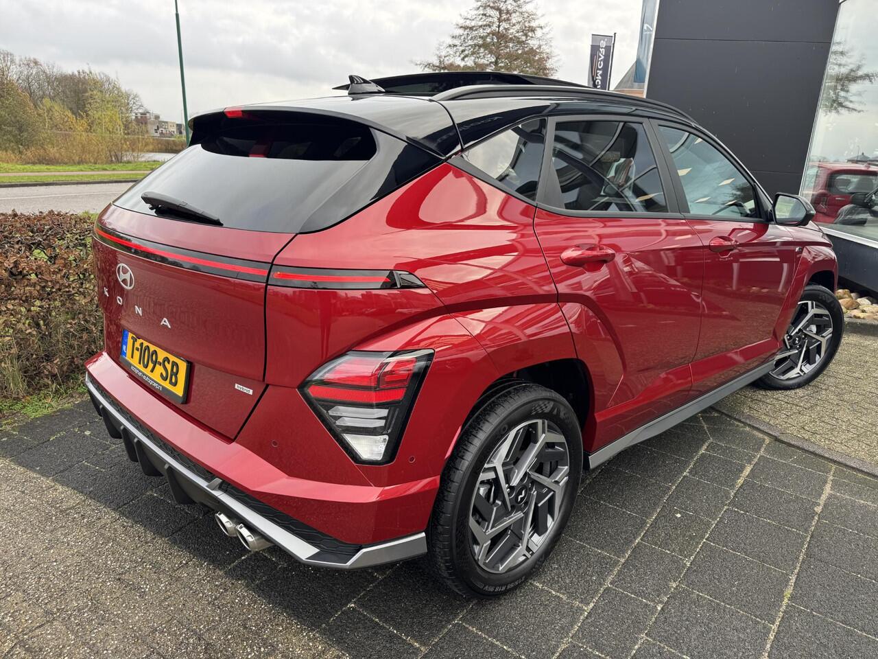 Hyundai Kona 1.6 GDI HEV N Line Sky Eerste Eigenaar, 18 Inch, Schuif/Kanteldak, Stoelverwarming, Apple Carplay/Android Auto, Enz...