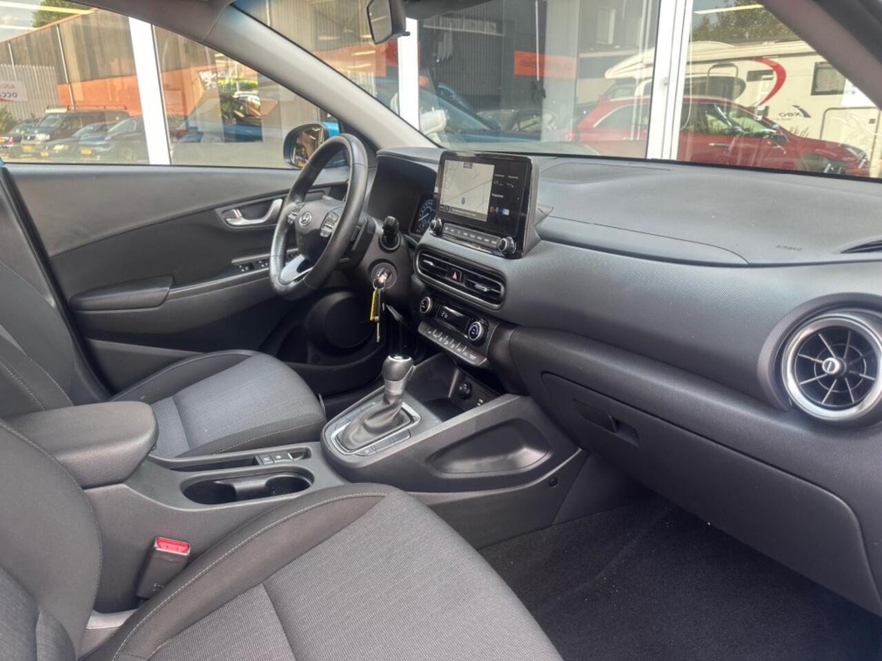 Hyundai Kona 1.6 GDI HEV COMF SM