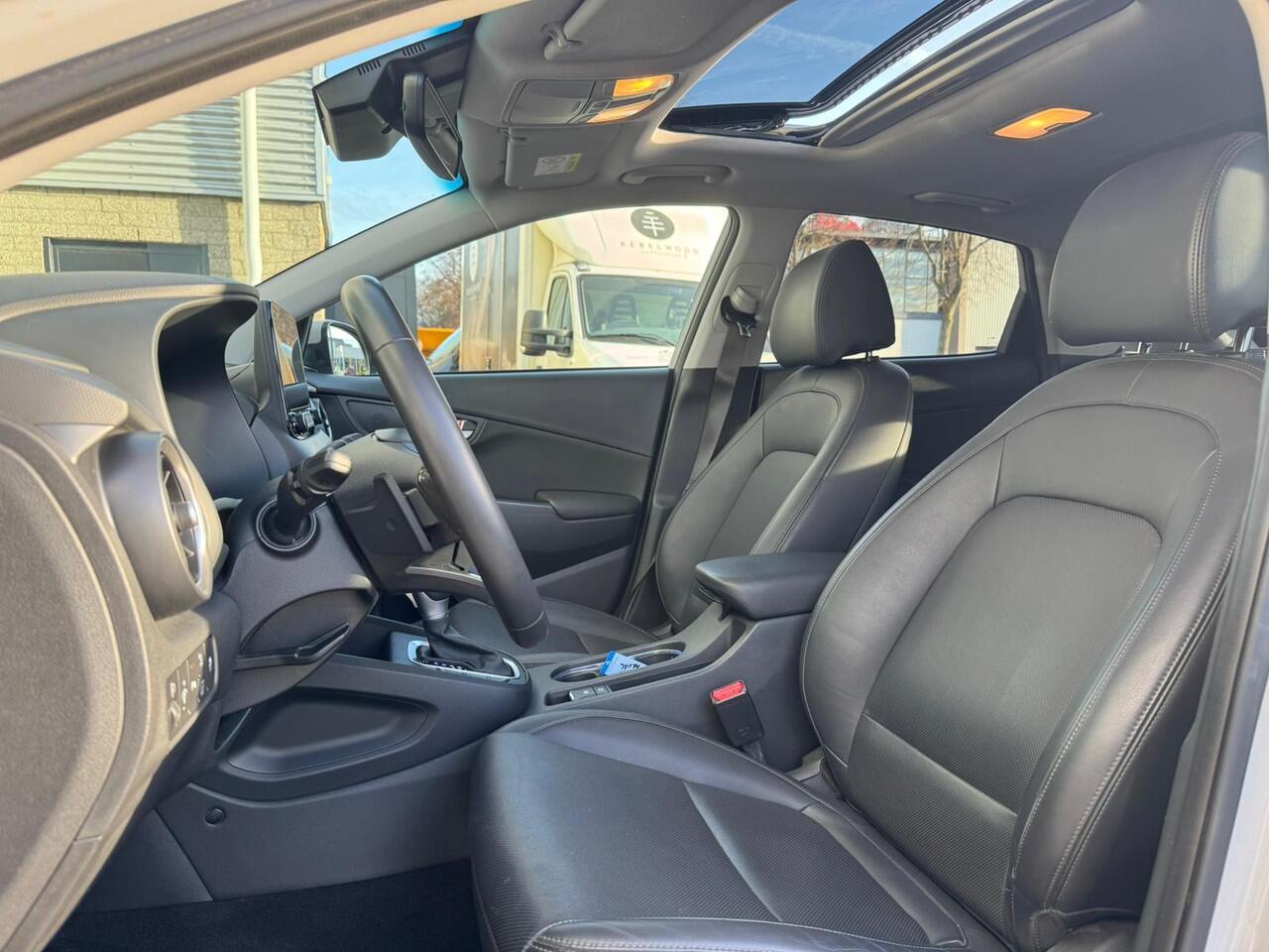 Hyundai Kona 1.6 GDI HEV Premium Sky |Head-up |Keyless |Pano |KRELL Audio |Stoelverw. |Camera |ACC