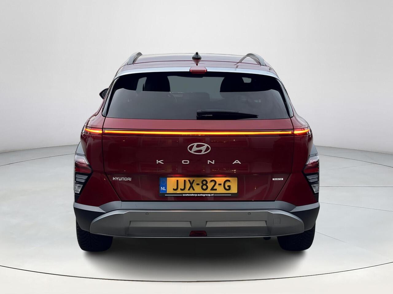 Hyundai Kona 1.6 GDI HEV Premium | 3 jaar garantie | Rijklaarprijs dus geen extra afleverkosten! | Automaat | Leder bekleding |