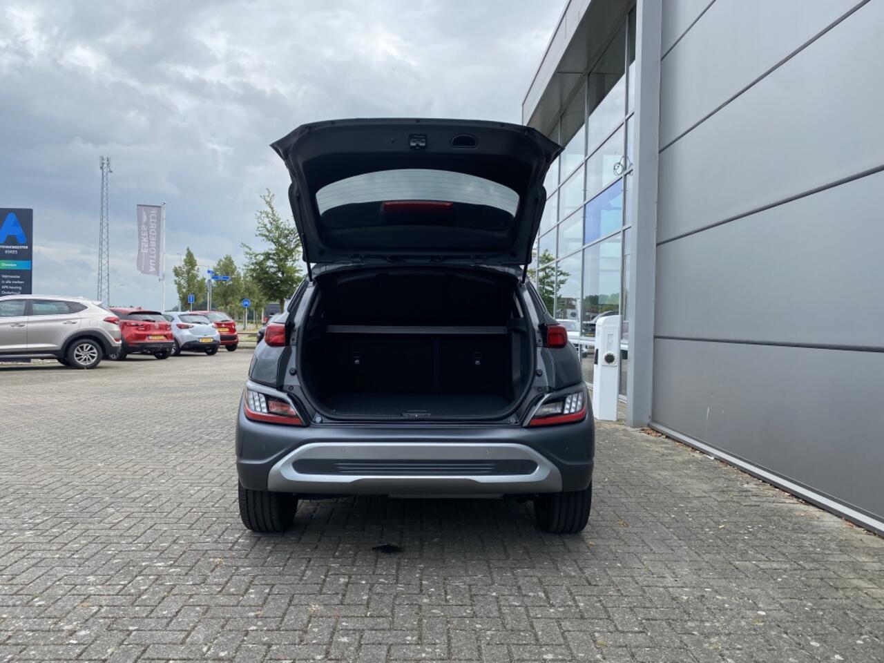 Hyundai Kona 1.6 GDI HEV Premium | Wit Leder.