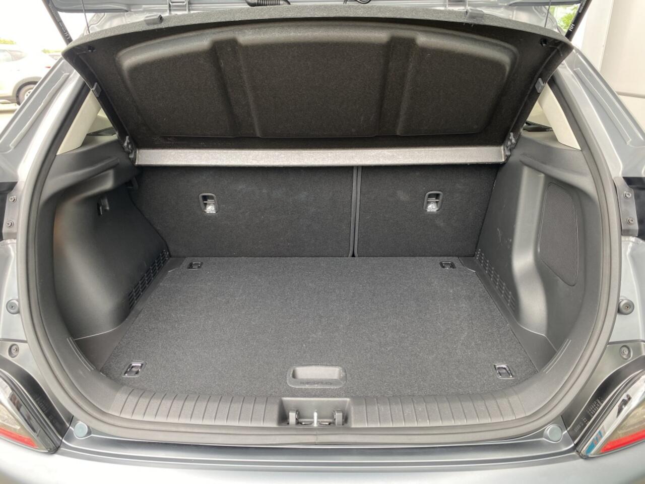 Hyundai Kona 1.6 GDI HEV Premium | Wit Leder.