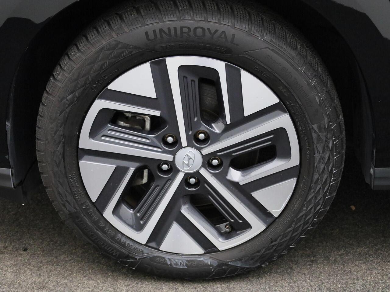 Hyundai Kona Electric Techno 39,2kWh | Techno Pack | Navi | Camera | CarPlay | Krell Audio | Getint Glas |