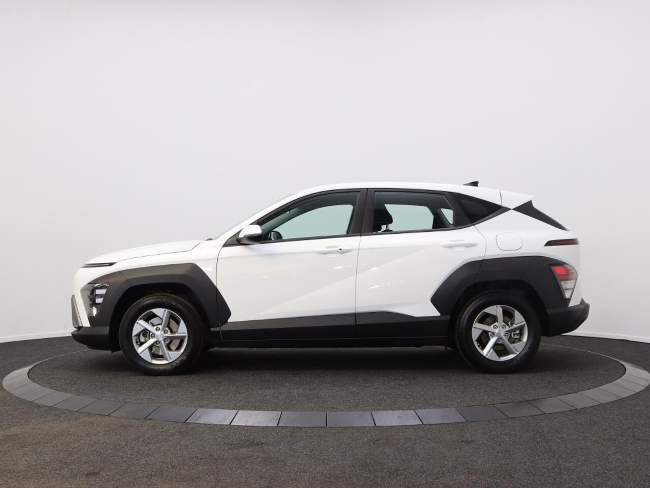 Hyundai Kona 1.6 GDI HEV Comfort | Private Lease 529,- p.m. |