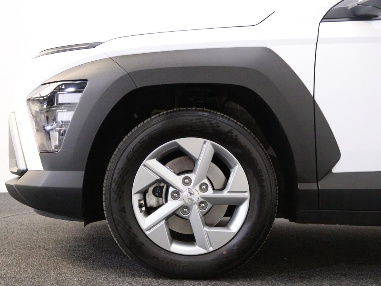 Hyundai Kona 1.6 GDI HEV Comfort | Private Lease 529,- p.m. |