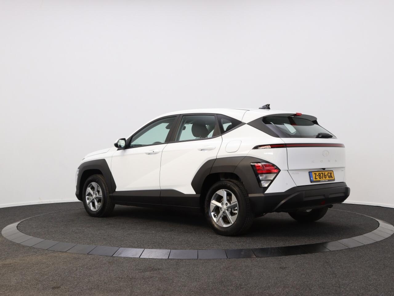 Hyundai Kona 1.6 GDI HEV Comfort | Private Lease 529,- p.m. |
