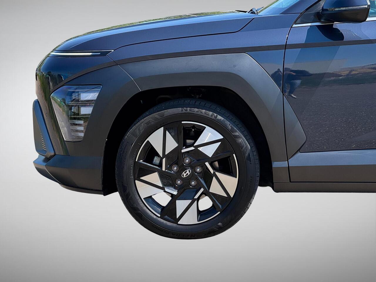 Hyundai Kona 1.6 GDI HEV Comfort Smart | Elek. Achterklep | Stuur- + Stoelverwarming | Full-LED | Adapt. Cruise Control | Keyless Entry | Rijklaarprijs!