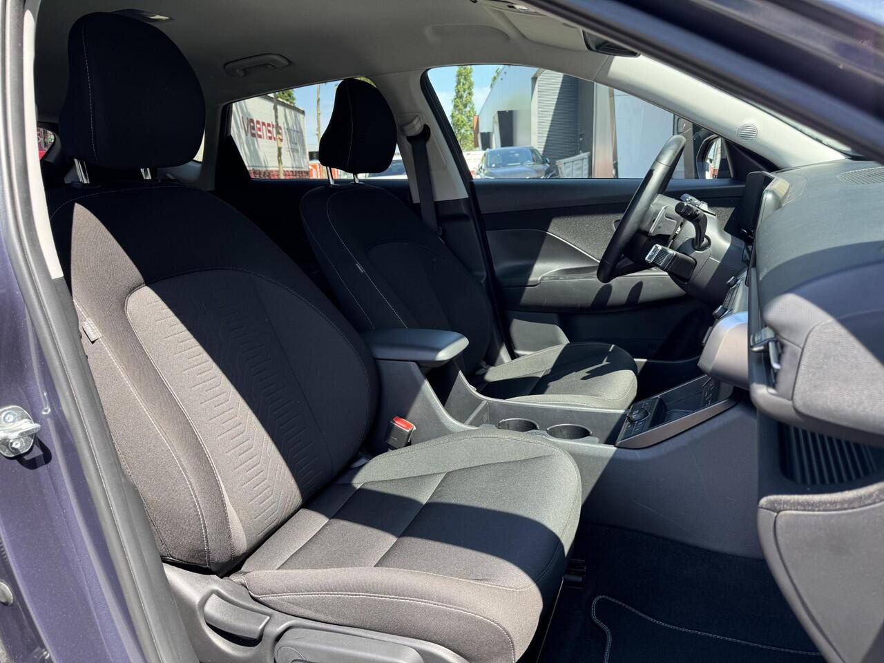 Hyundai Kona 1.6 GDI HEV Comfort Smart | Elek. Achterklep | Stuur- + Stoelverwarming | Full-LED | Adapt. Cruise Control | Keyless Entry | Rijklaarprijs!