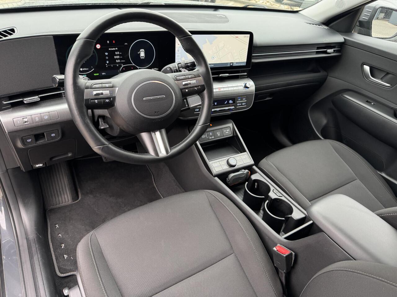 Hyundai Kona 1.6 GDI HEV Comfort Smart | Elek. Achterklep | Stuur- + Stoelverwarming | Full-LED | Adapt. Cruise Control | Keyless Entry | Rijklaarprijs!