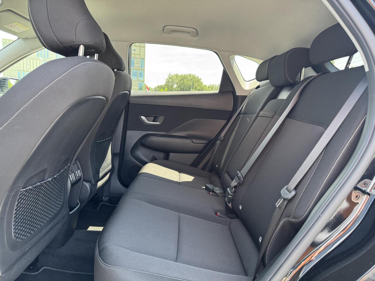 Hyundai Kona 1.6 GDI HEV Comfort Smart | Elek. Achterklep | Stuur- + Stoelverwarming | Full-LED | Adapt. Cruise Control | Keyless Entry | Rijklaarprijs!