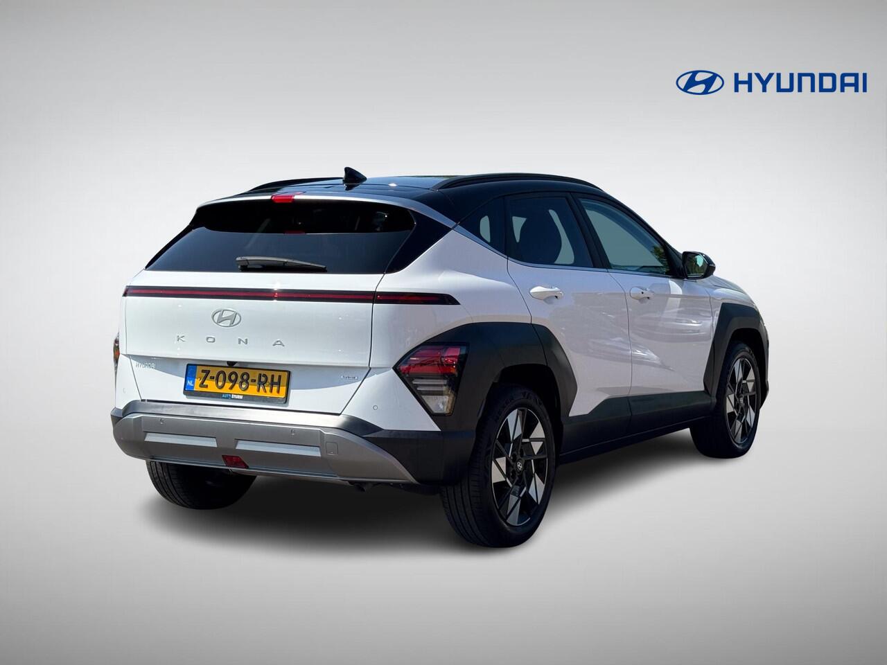 Hyundai Kona 1.6 GDI HEV Comfort Smart | Navigatie Full-Map | Camera | Stuur- + Stoelverwarming | Adapt. Cruise Control | Elek. Achterklep | Rijklaarprijs!