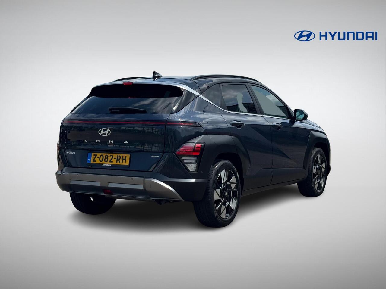 Hyundai Kona 1.6 GDI HEV Premium | Two-Tone Lakkleur | Stoelverwarming + -Ventilatie | 360° Camera | Leder | Navigatie | Apple Carplay/Android Auto | Geheugenstoel | Rijklaarprijs!