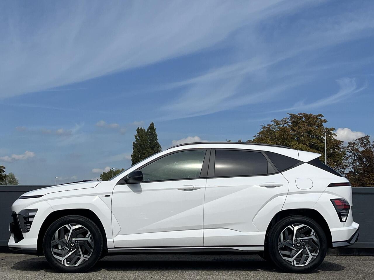 Hyundai Kona 1.6 GDI HEV Automaat N Line Edition * | Navi & Carplay/Android | 18'' Bi-color Lmv | Achteruitrijcamera | Adaptieve cruisecontrol |