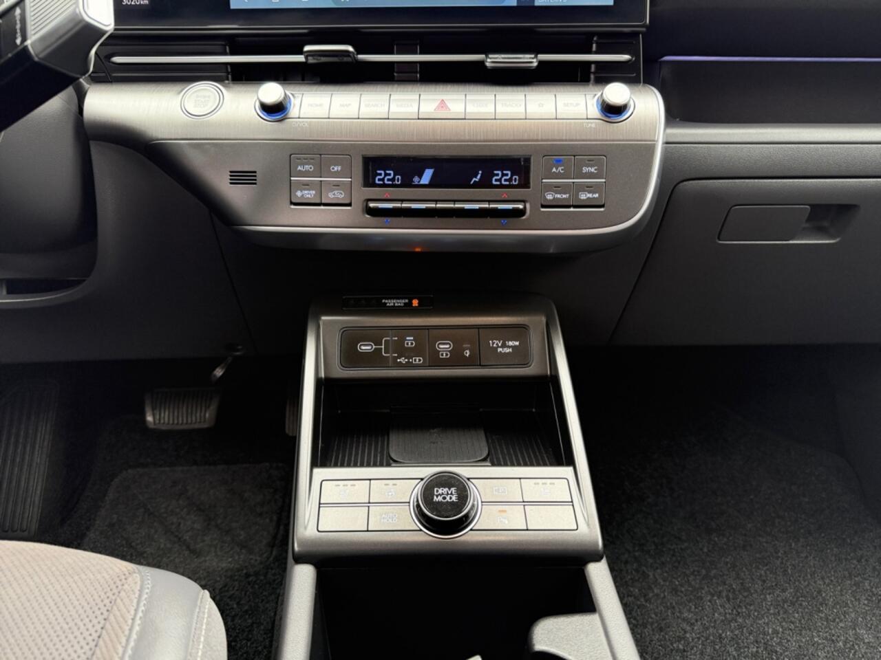 Hyundai Kona 1.6 GDI HEV Premium | trekhaak | dealeronderhouden