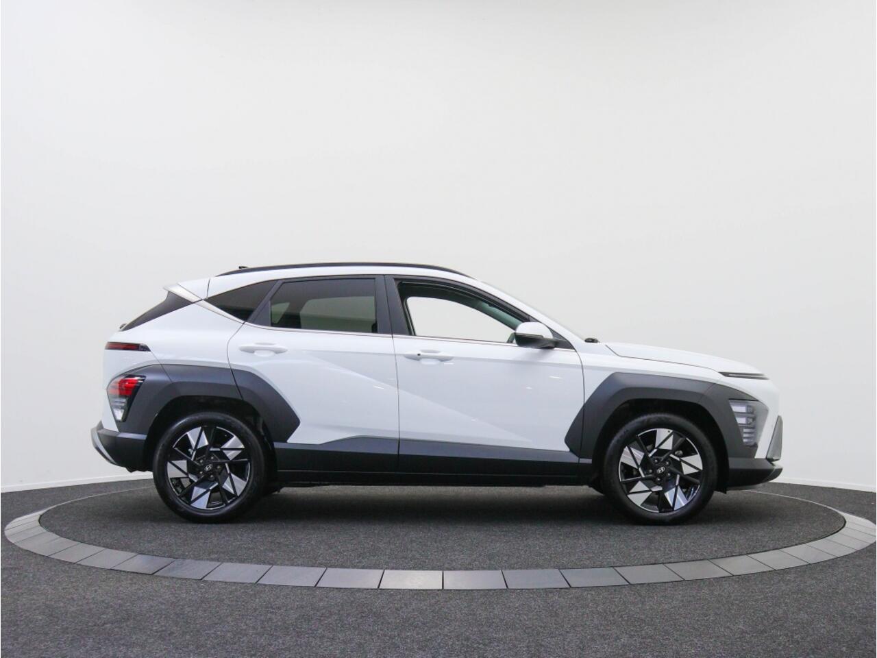 Hyundai Kona 1.6 GDI HEV Comfort Smart | Private lease 559 pm