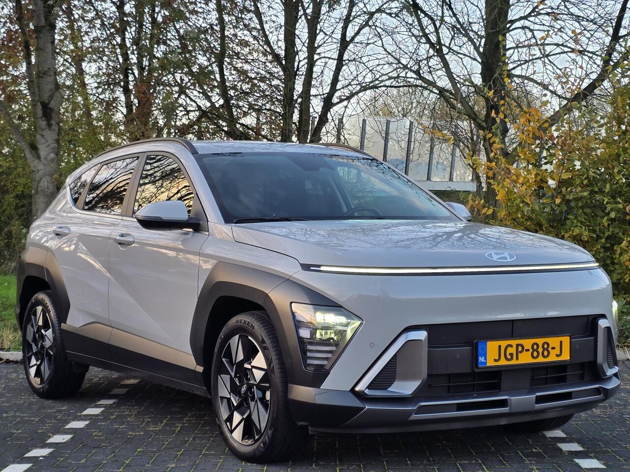 Hyundai Kona 1.6 GDI HEV 140 PK Comfort | Apple carplay & Android auto | Camera | Parkeersensoren voor en achter | Lichtmetalen velgen 18'' | Navigatie | Keyless entry |