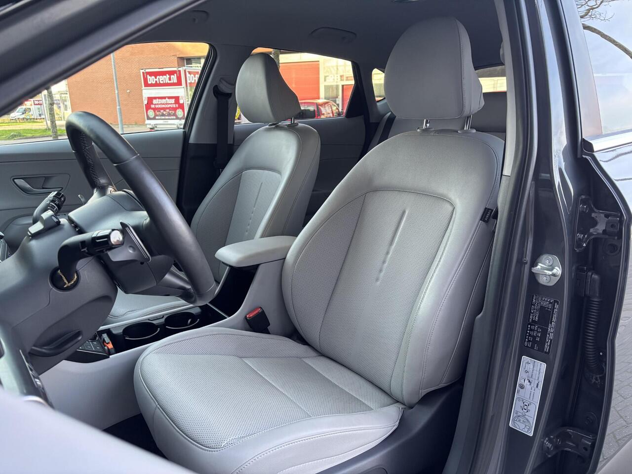 Hyundai Kona 1.6 GDI HEV Premium NL-Auto, Meest Luxe Uitvoering!