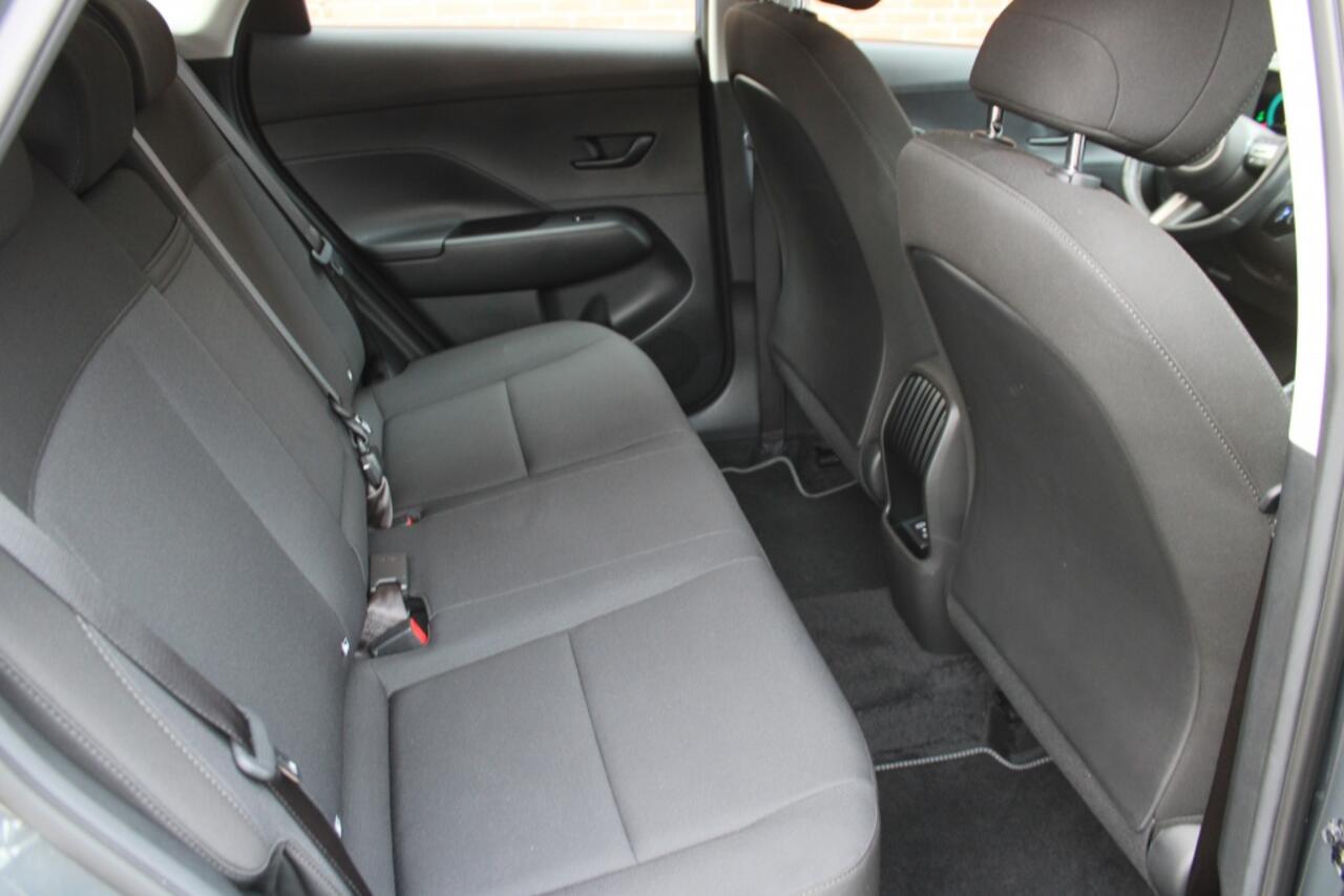 Hyundai Kona 1.6 GDI HEV Comfort | 18 Inch | Navi | Adapt. Cruise |