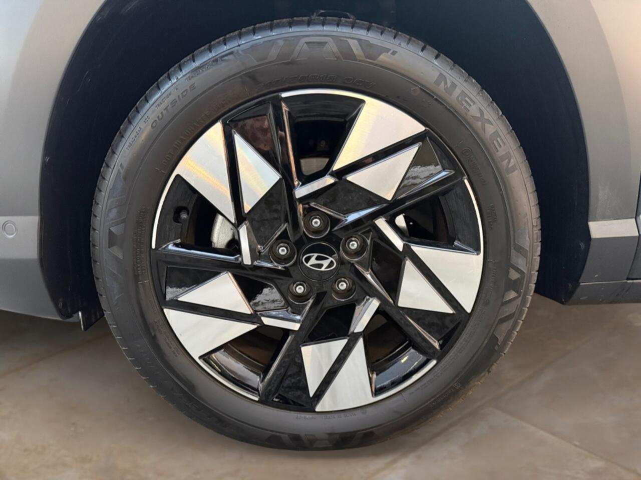 Hyundai Kona 1.6 GDI HEV Premium