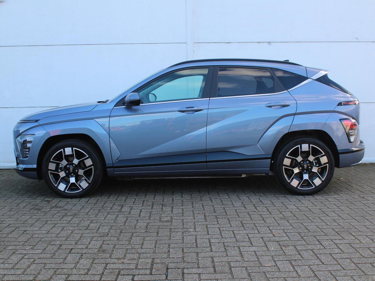 Hyundai Kona Electric Premium 65.4 kWh / Lederen Bekleding / Bose / Stoelverwarming & Ventilatie / Navigatie + Apple Carplay/Android Auto / 360* Camera /