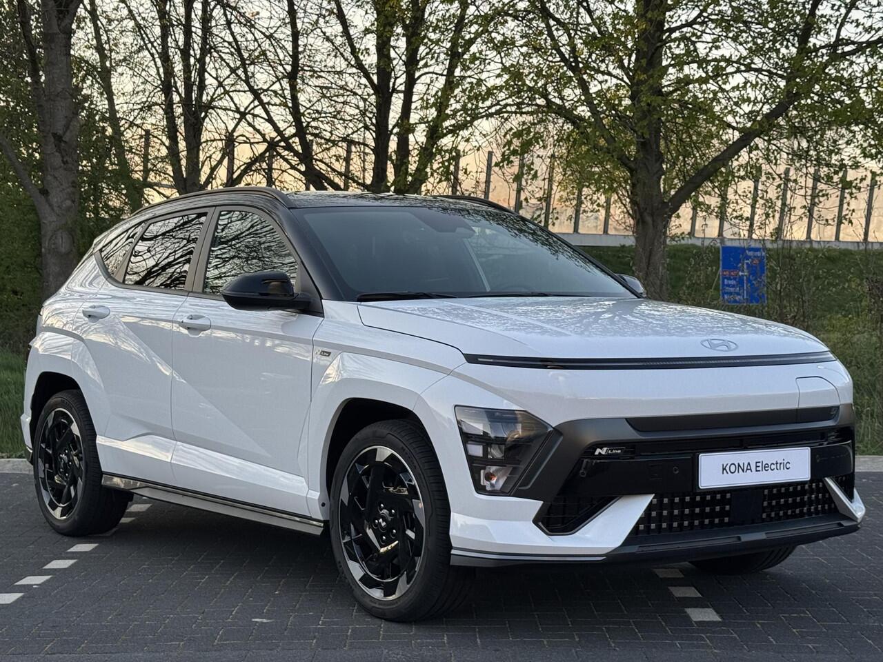 Hyundai Kona Electric N Line Edition 65.4 kWh |¤5490 KORTING|CAMERA|NAVIGATIE|STOEL/STUURVERWARMING|