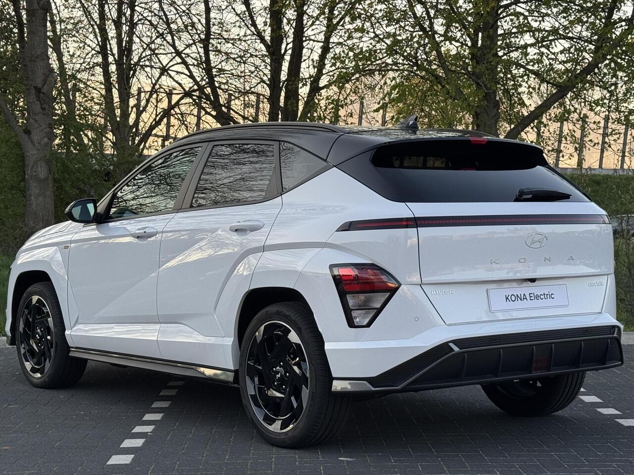 Hyundai Kona Electric N Line Edition 65.4 kWh |¤5490 KORTING|CAMERA|NAVIGATIE|STOEL/STUURVERWARMING|