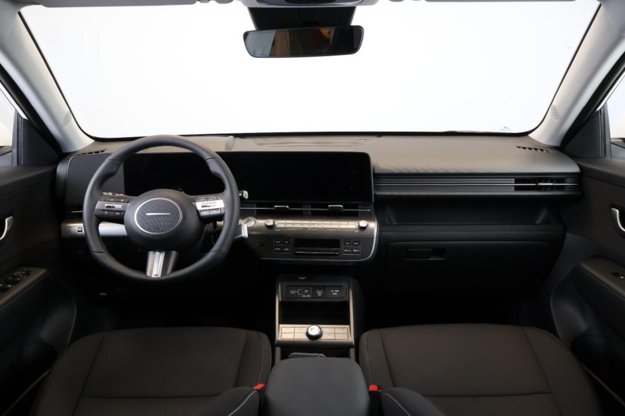 Hyundai Kona Comfort Smart 65.4 kWh - Dodehoek - Head-Up - Stoel + Stuurverw.