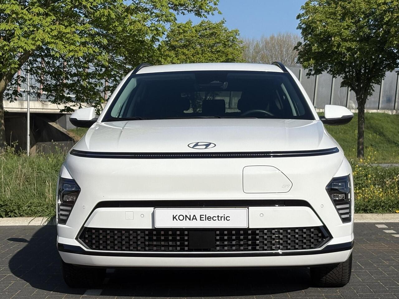 Hyundai Kona Electric Comfort Smart 65.4 kWh |¤5195 KORTING|CAMERA|NAVIGATIE|STOEL/STUURVERWARMING|