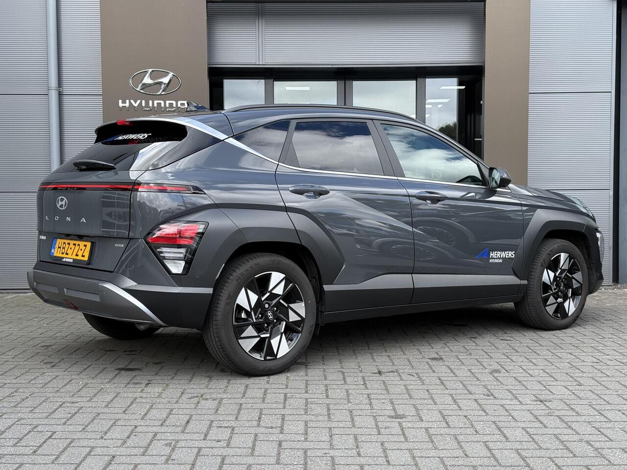 Hyundai Kona 1.6 GDI HEV Premium / Demo Actie / Leder / Elek. Bedienbare Voorstoelen / Stoel- & Stuurverwarming / Stoelverkoeling / 360 Camera /