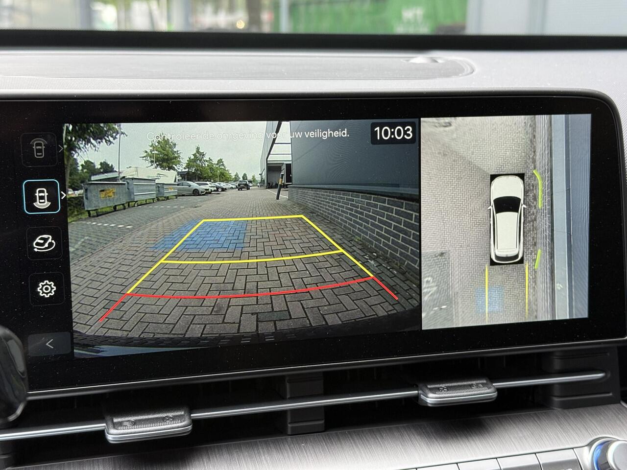 Hyundai Kona Electric Premium 65.4 kWh / Elektrische stoelen met geheugen / Stoel verkoeling+verwarming / 360º Camera / Keyless / Elektrische Achterklep / Apple carplay&Android auto /