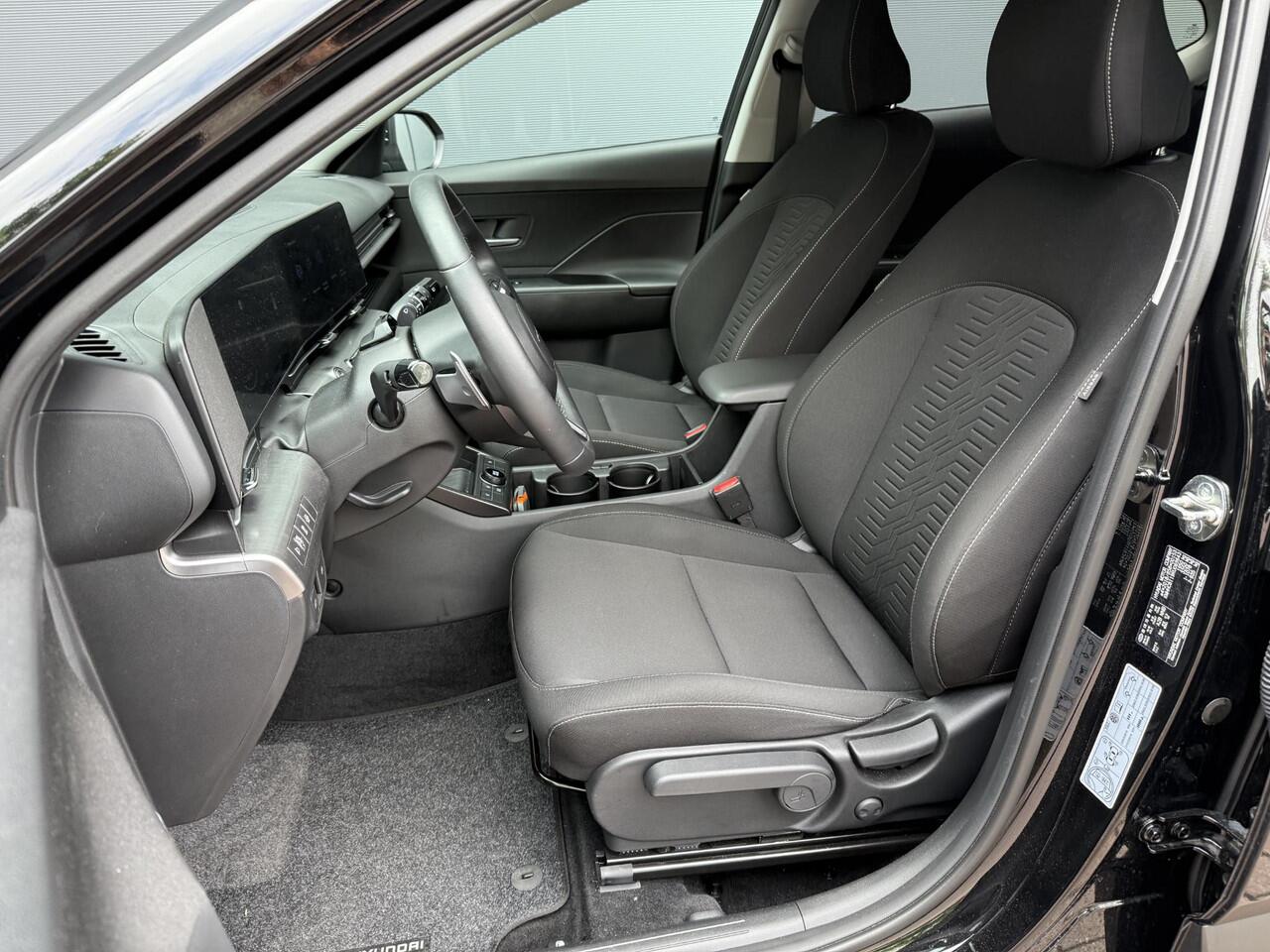 Hyundai Kona 1.6 GDI HEV Comfort Smart / Stoel+Stuur Verwarming / Keyless / Achteruitrij Camera / Elektrische Achterklep / Apple carplay&android auto / Navigatie /