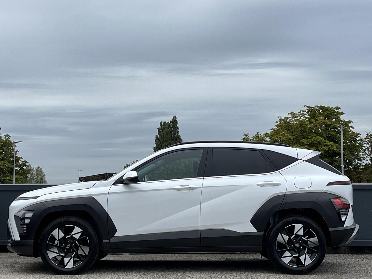 Hyundai Kona 1.6 GDI HEV Comfort Smart | DEMOVOORDEEL | ELEK. ACHTERKLEP | 18 INCH |