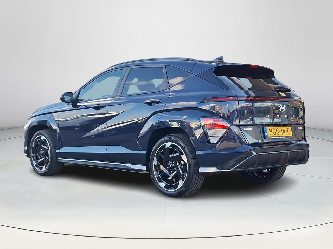 Hyundai Kona Electric N Line Edition 65.4 kWh | Demo | Navigatie | Achteruitrijcamera | Stoelverwarming | Stuurverwarming | N-Line pakket | Apple Carplay/Android Auto |