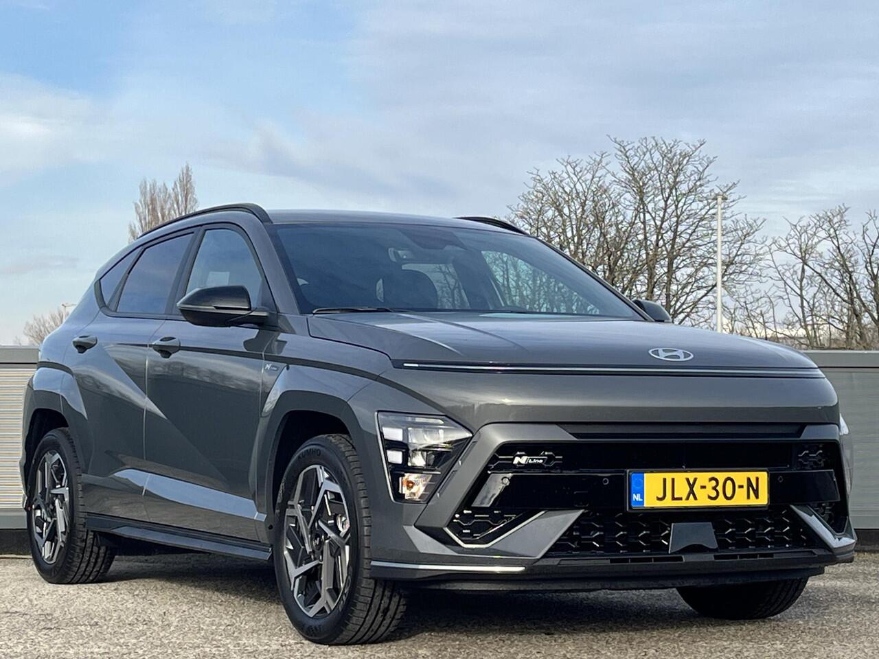 Hyundai Kona 1.6 GDI HEV N Line Edition | N-Line exterieur & Pack N-Line interieur | 18'' Lichtmetalen velgen 2-tone | Direct leverbaar | Donker getint glas |