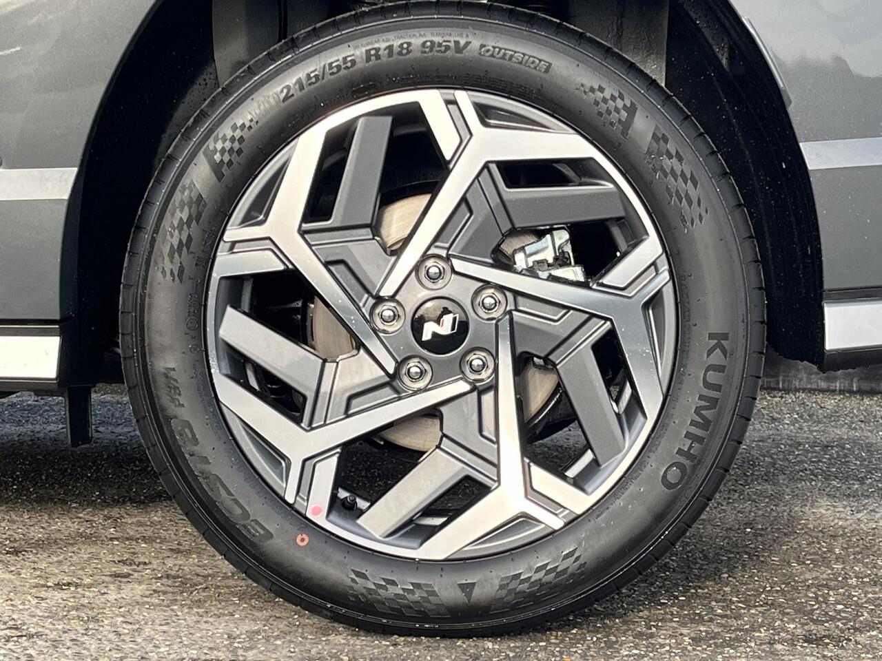 Hyundai Kona 1.6 GDI HEV N Line Edition | N-Line exterieur & Pack N-Line interieur | 18'' Lichtmetalen velgen 2-tone | Direct leverbaar | Donker getint glas |