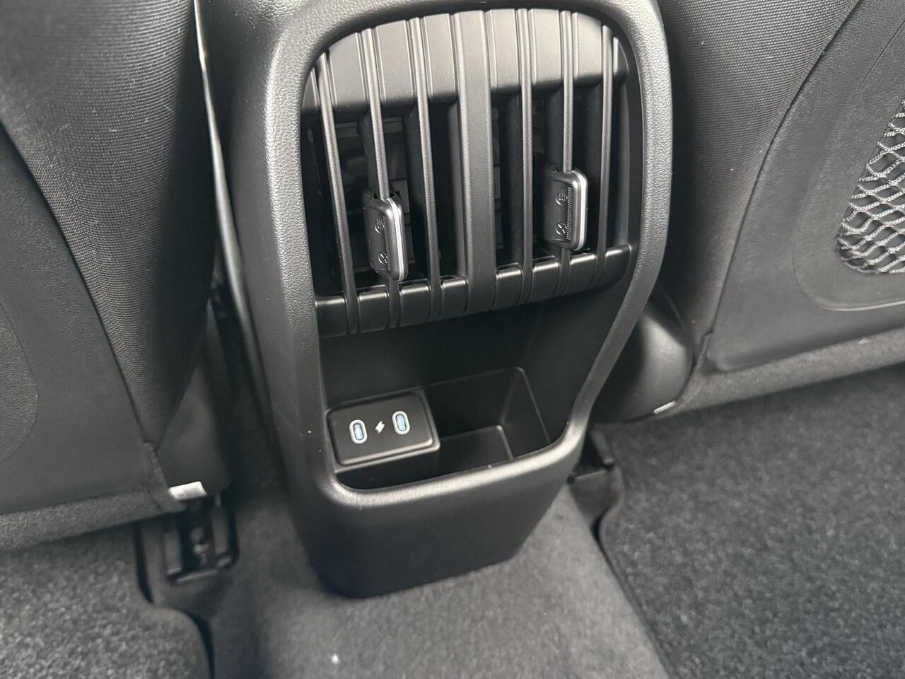 Hyundai Kona 1.6 GDI HEV Comfort Smart / Navigatie / Climate Control / Adaptive Cruise Control / Achteruitrijcamera / Parkeersensoren Voor + Achter /