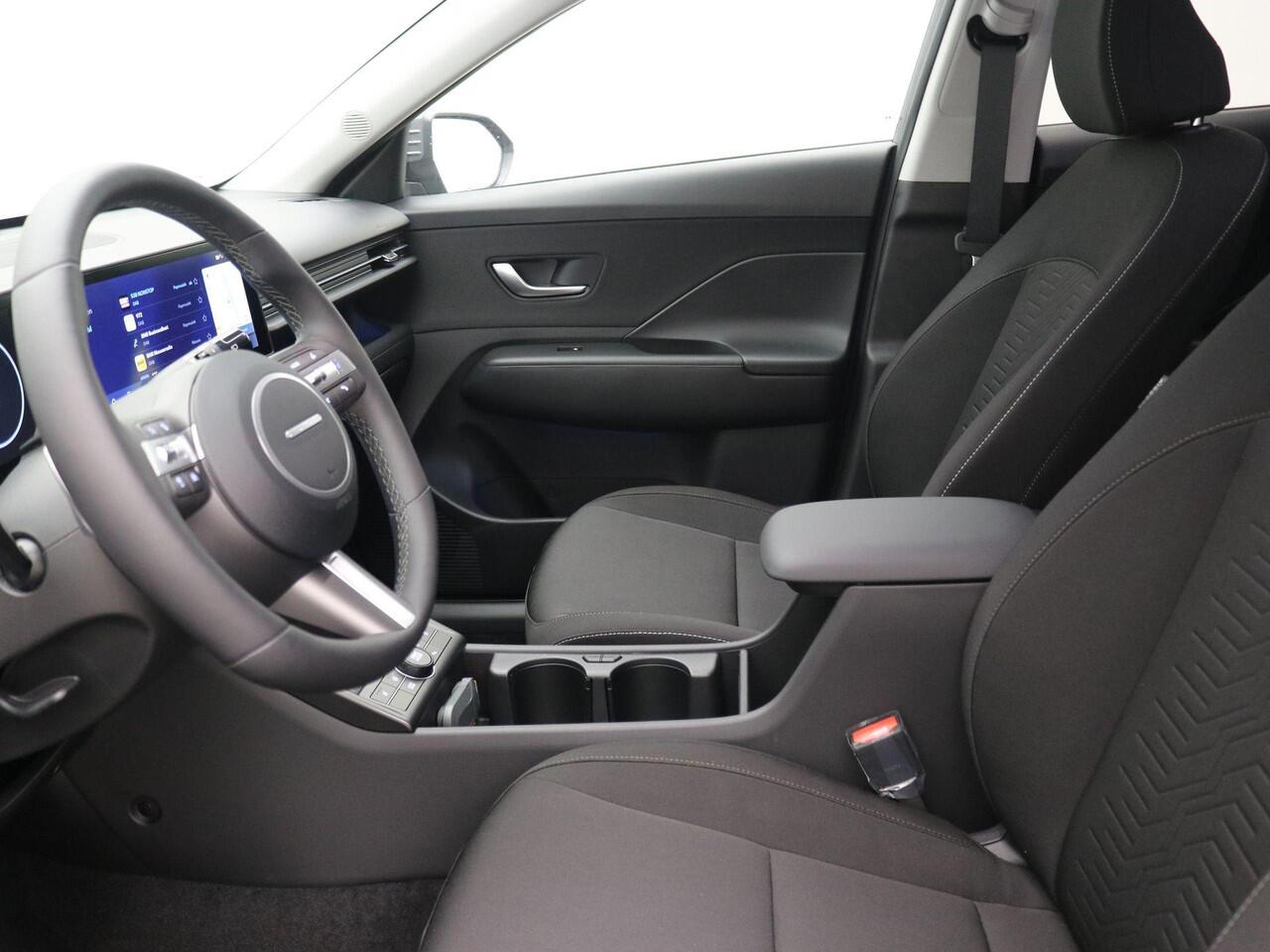 Hyundai Kona 1.6 GDI HEV Comfort Smart AUTOMAAT / Navigatie / 18" LMV / Adaptieve Cruise Control / Parkeersensoren voor en achter / NL Auto / 5 Jaar Fabrieksgarantie / Achteruitrijcamera /